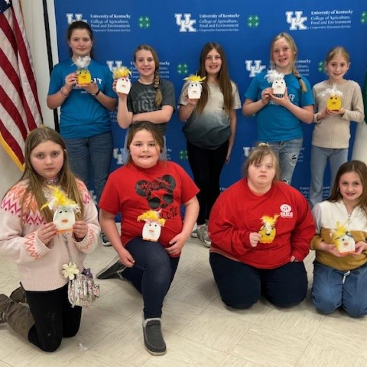  4-H Craft Club with chicks they made