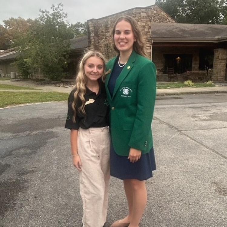  Addi Cotton-Hopper 4-H State Council and Harper Ritchey 4-H State Vice President